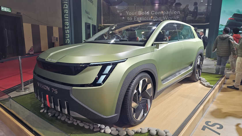 Skoda Vision 7S Left Front Three Quarter