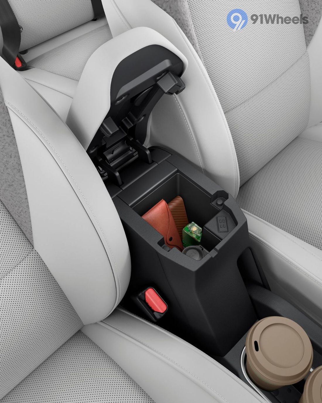 Front Centre Arm Rest Storage