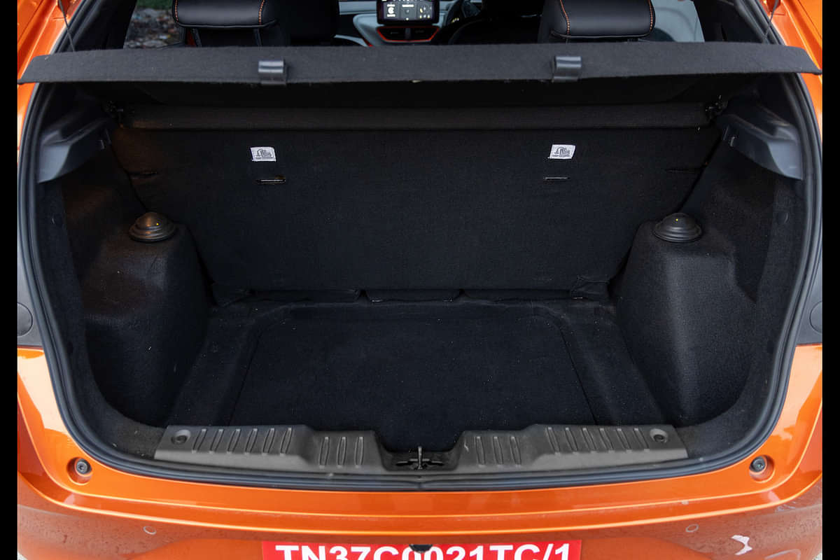 Tata Altroz Racer Open Boot/Trunk