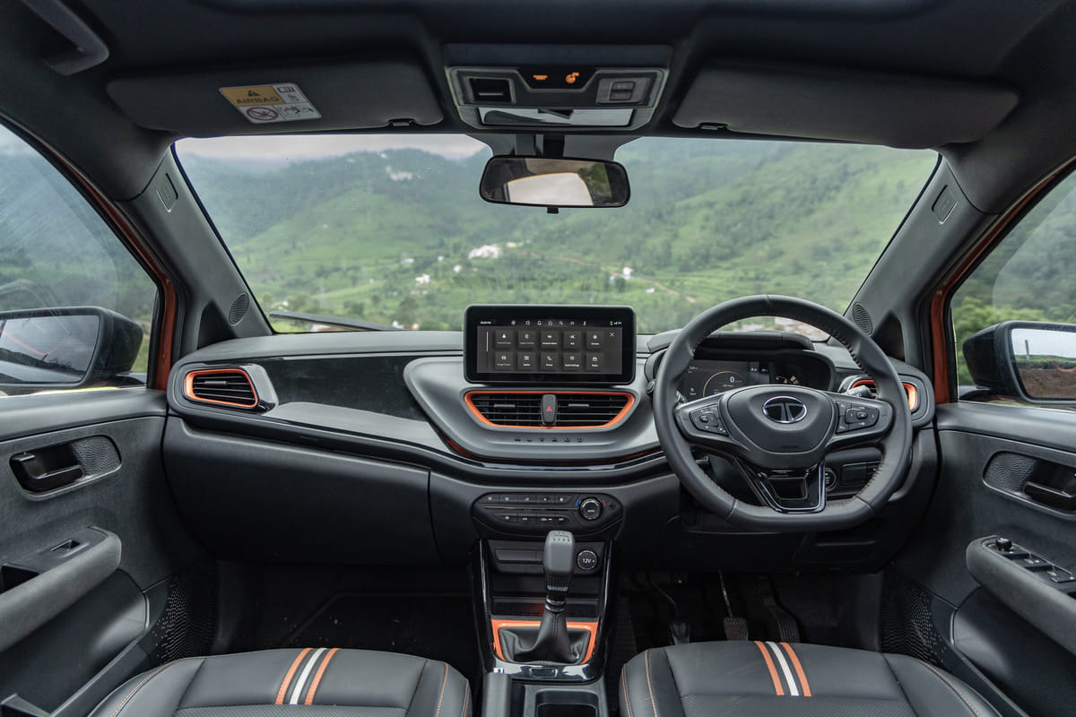 Tata Altroz Racer 2024-2025 Dashboard