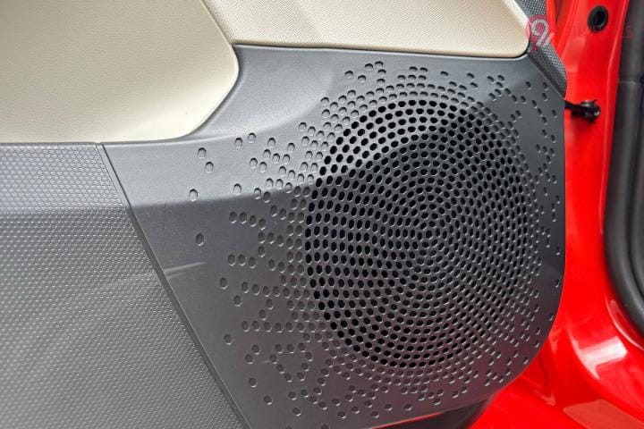 Tata Altroz Rear Speakers