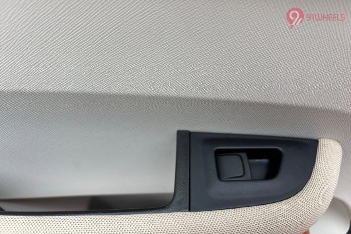 Tata Altroz Driver Side Door Switches
