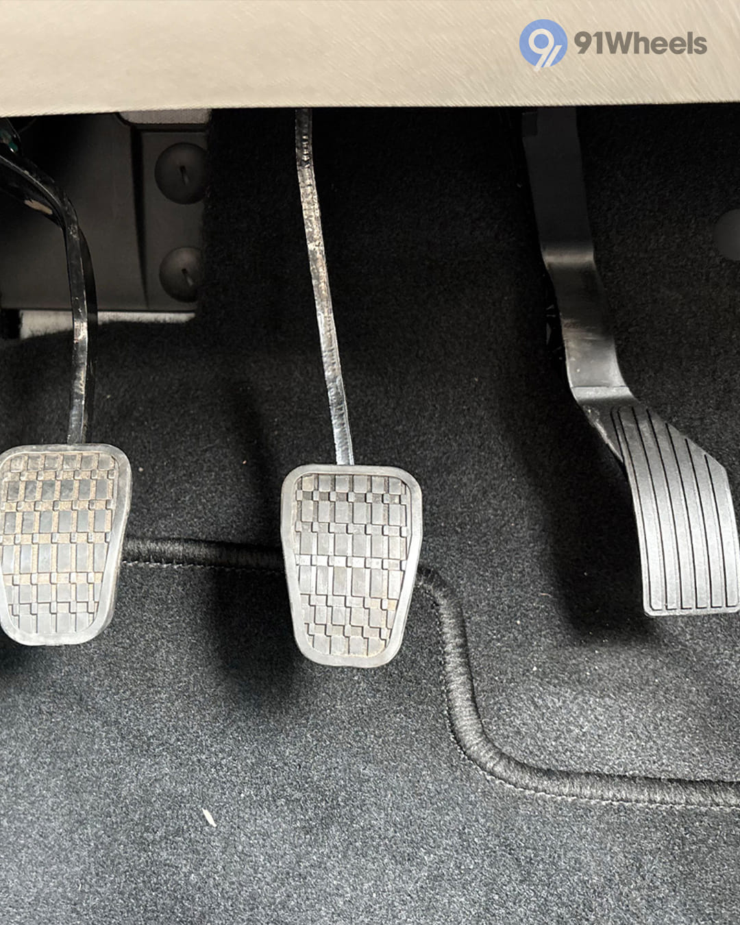 Driver Controls - 10