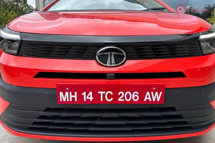 Tata Altroz Grille