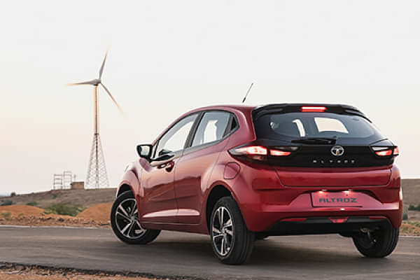 Tata Altroz 2020-2025 Left Rear Three Quarter