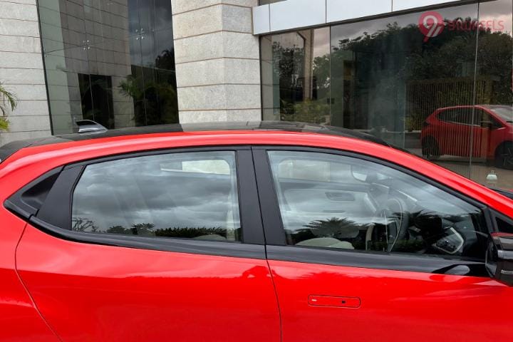 Tata Altroz Side Glass Housing