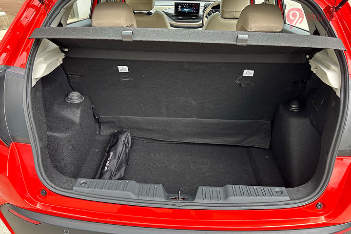 Tata Altroz Bootspace