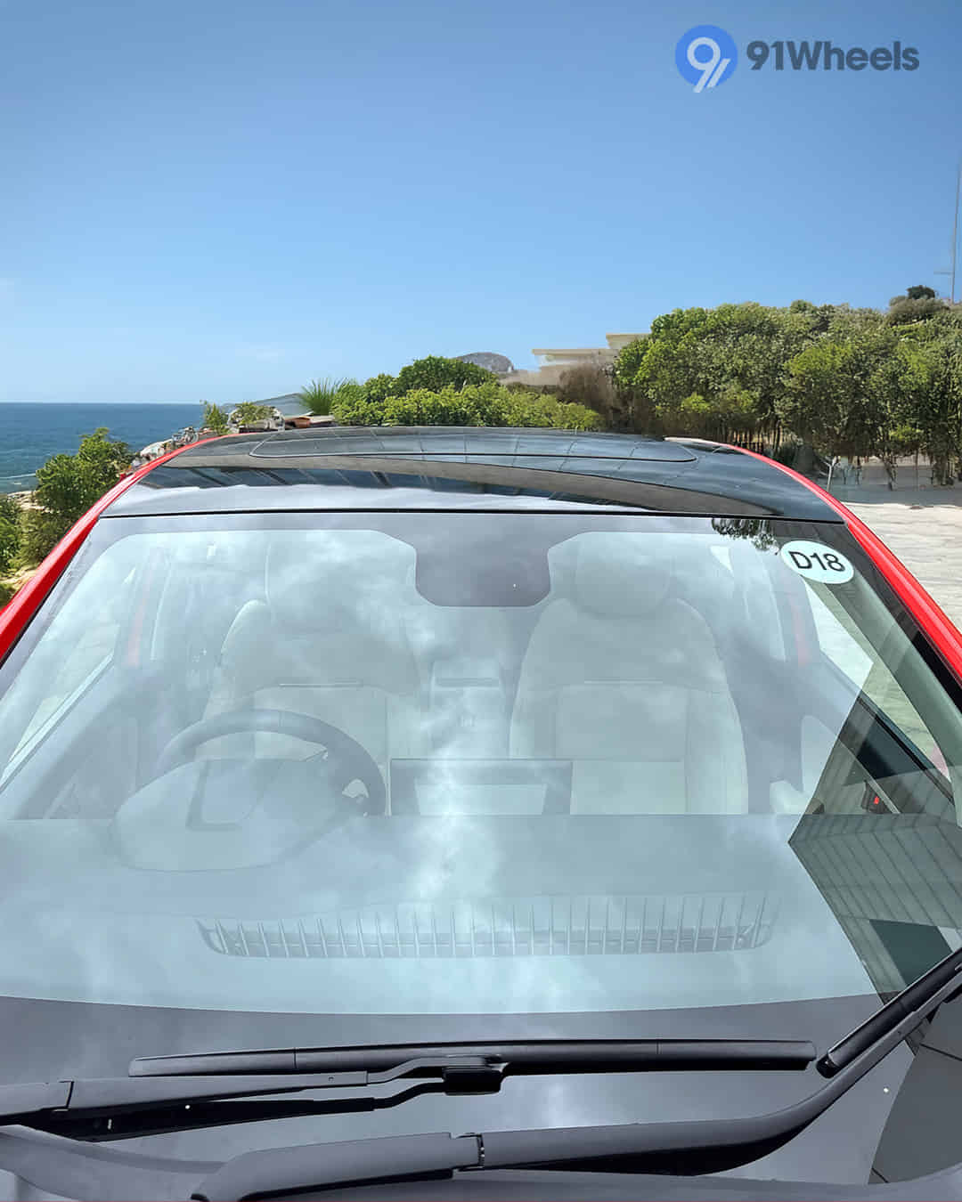 Front Windshield / Windscreen