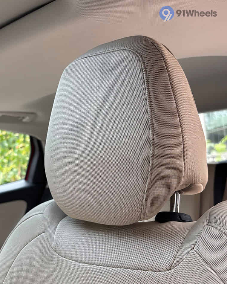 Seats & Cabin Comfort - 5