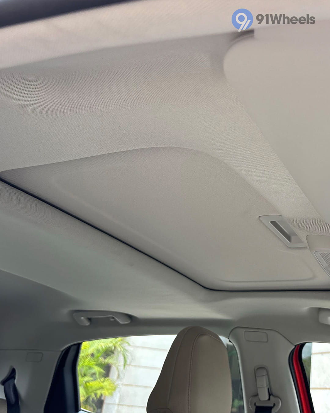 Seats & Cabin Comfort - 7