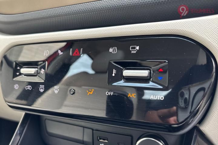 Tata Altroz Instrument Cluster