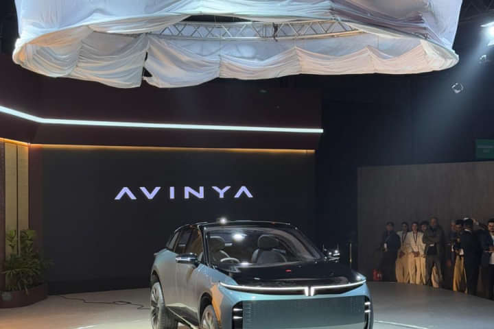 Tata Avinya EV Right Front Three Quarter