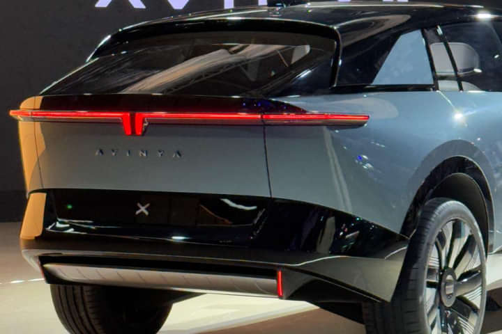 Tata Avinya EV Tail Light/Tail Lamp
