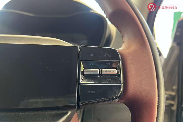 Tata Curvv EV Right Steering Mounted Controls