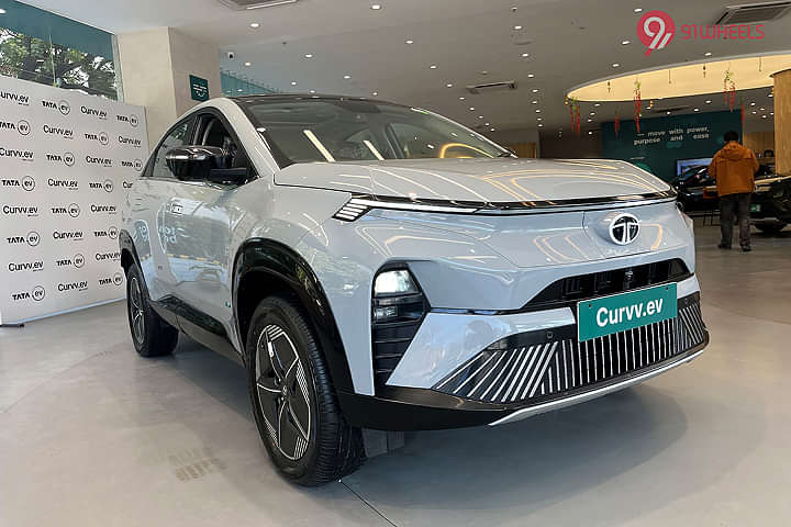Tata Curvv EV Left Front Three Quarter