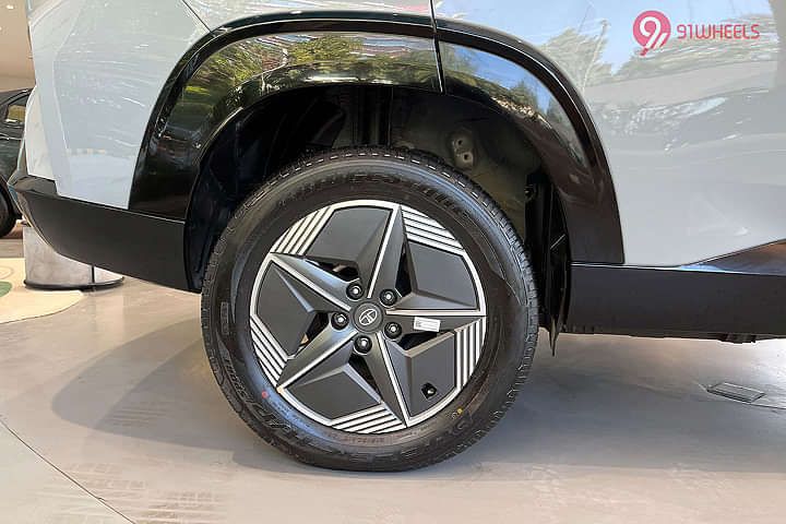 Tata Curvv EV Rear Fender