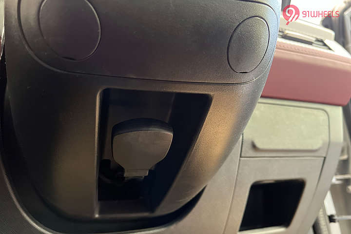 Tata Curvv EV Steering Adjustment Lever/Controller