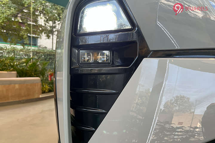Tata Curvv EV Front Fog Lamp