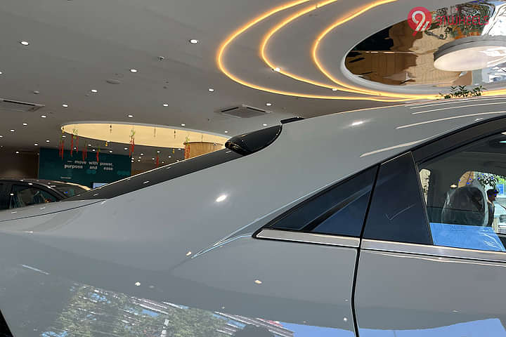 Tata Curvv EV Rear Quarter Glass