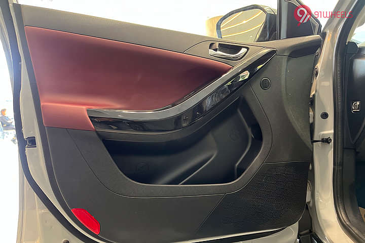 Tata Curvv EV Front Passenger Side Door Pad