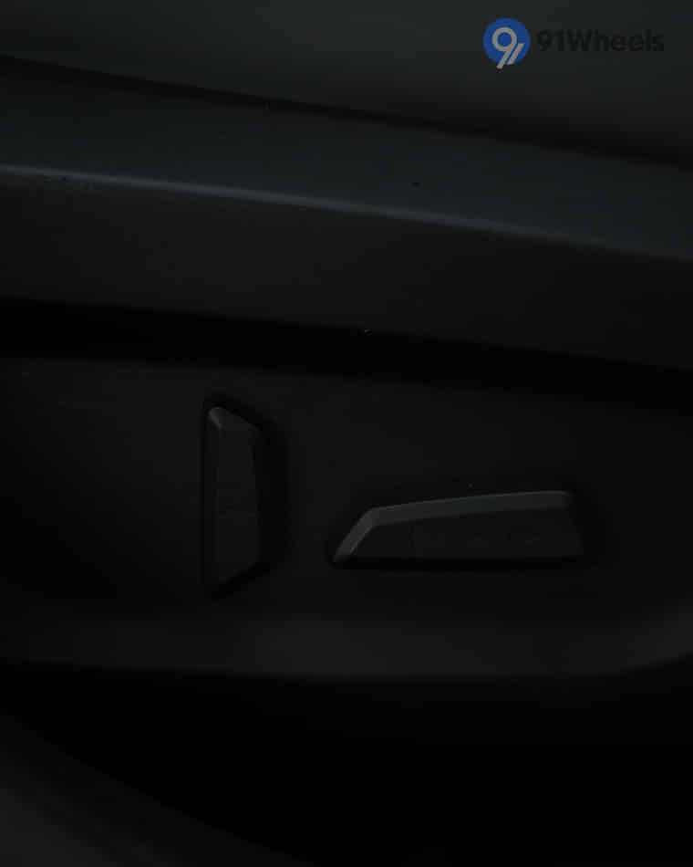 Seats & Cabin Comfort - 8