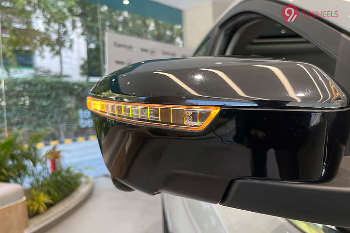 Tata Curvv EV ORVM Blinker