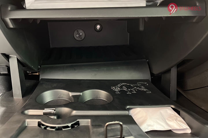 Tata Curvv EV Glove Box