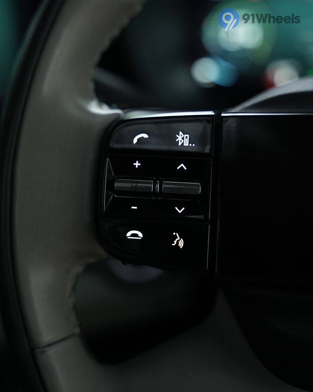 Curvv EV Left Steering Mounted Controls