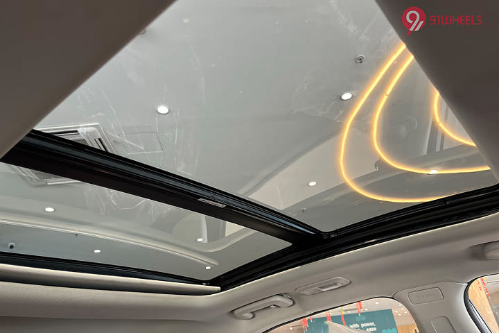 Tata Curvv EV Cabin Roof