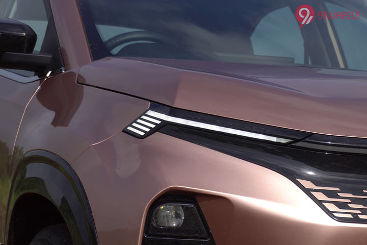 Tata Curvv Headlight