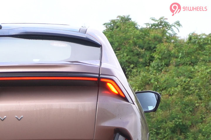 Tata Curvv Rear Signal/Blinker Light