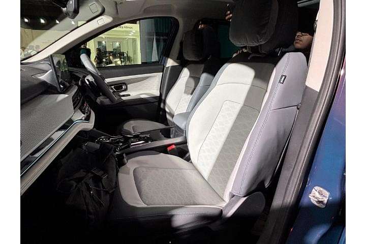 Tata Harrier EV Front Row Seats