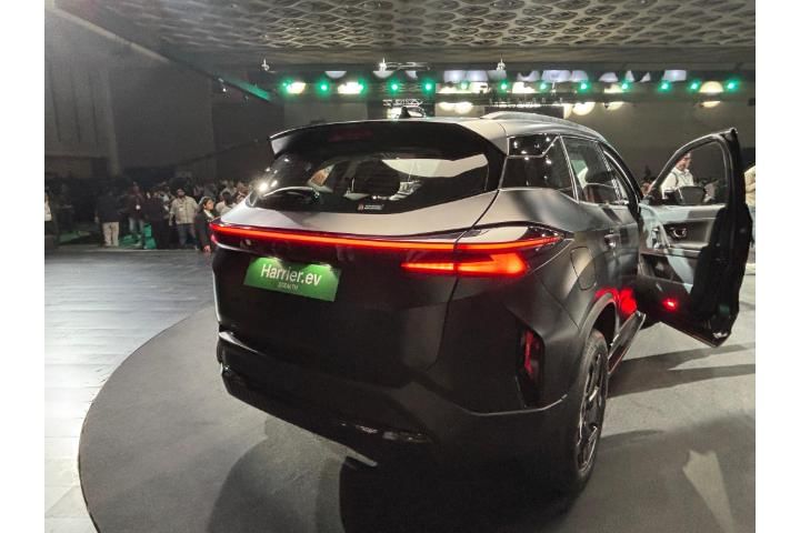 Tata Harrier EV Tail Light/Tail Lamp