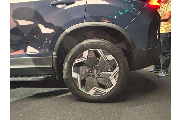 Tata Harrier EV Rear Fender
