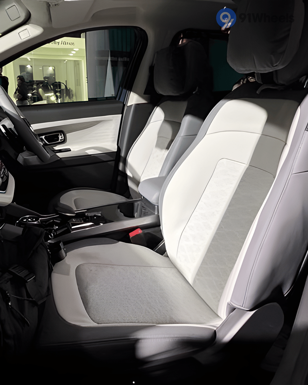 Seats & Cabin Comfort - 1