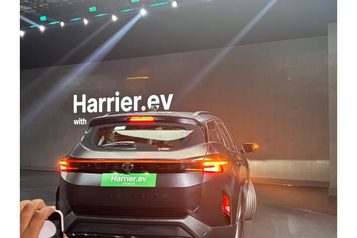 Tata Harrier EV Rear Windshield/Windscreen