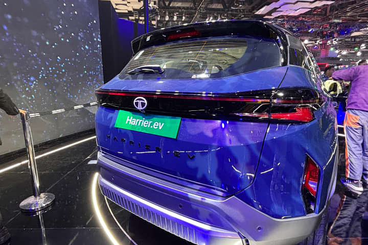 Tata Harrier EV Reflector