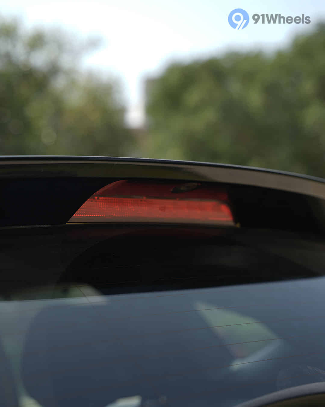 Rear High Mounted Stop Lamp Rear High Mounted Stop Lamp