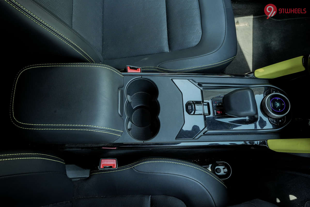 Tata Harrier Center Console/Centre Console Storage