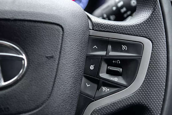 Tata Harrier 2019-2023 Steering Controls