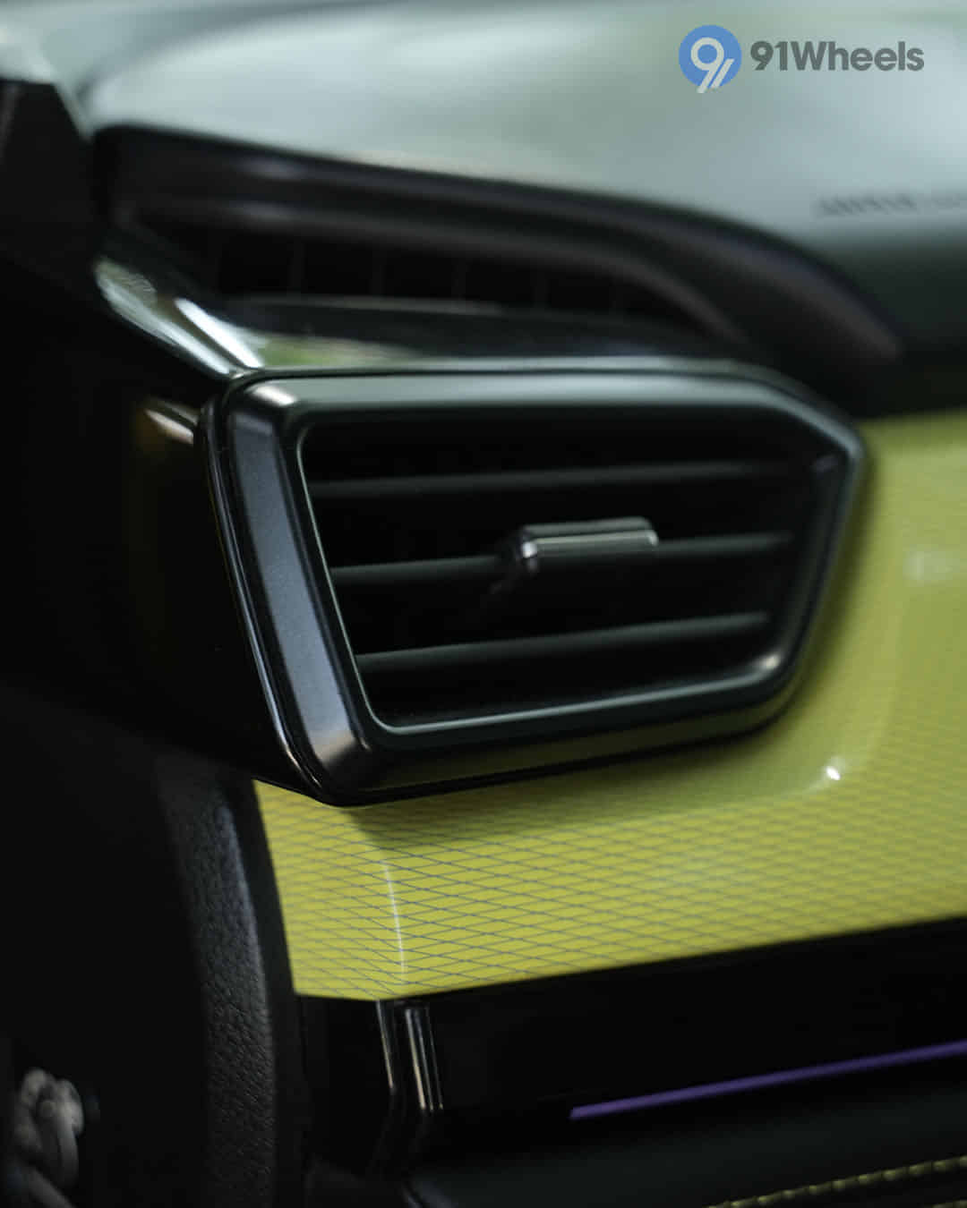 Front Passenger Air Vents Front Passenger Air Vents