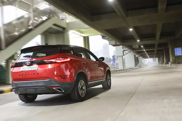 Tata Harrier 2019-2020 Driving Shot