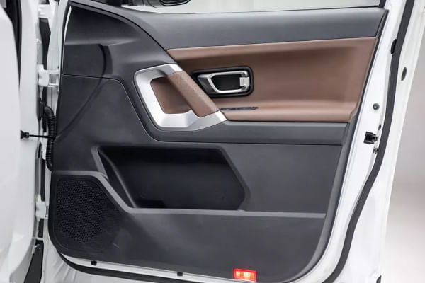 Tata Harrier 2019-2020 Front Door
