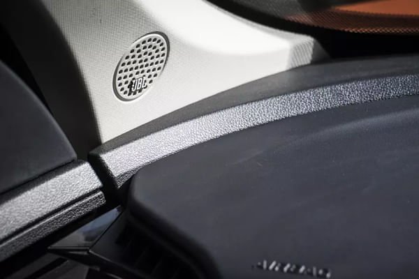 Tata Harrier 2019-2020 Speakers