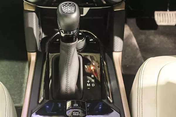 Tata Harrier 2019-2023 Gear Lever