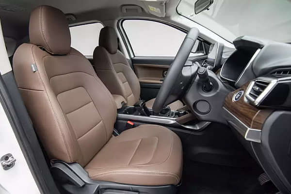 Tata Harrier 2019-2023 Front Seat