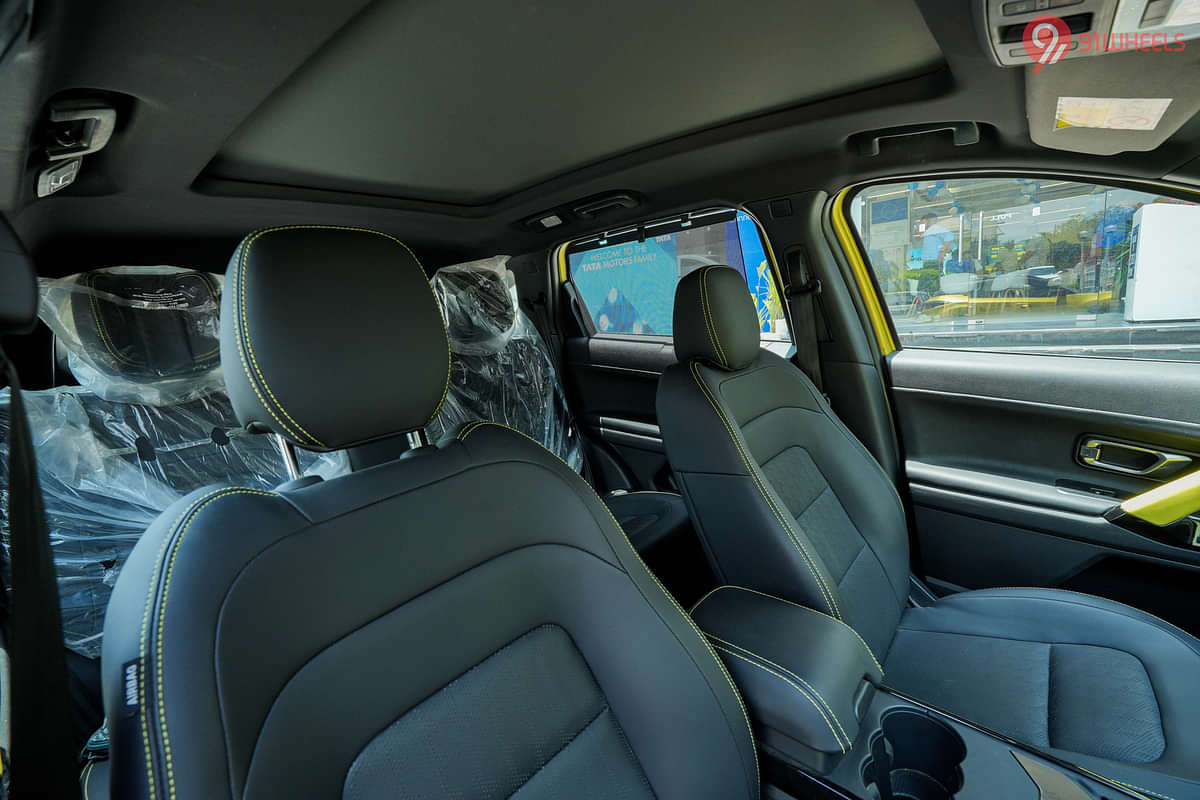 Tata Harrier Front Seat Headrest