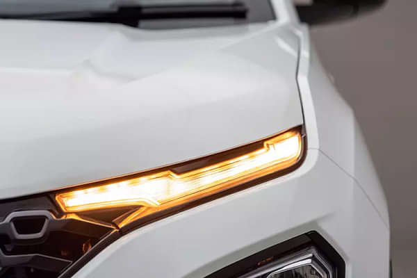 Tata Harrier 2019-2023 Indicators