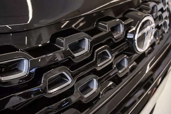 Tata Harrier 2019-2023 Grille