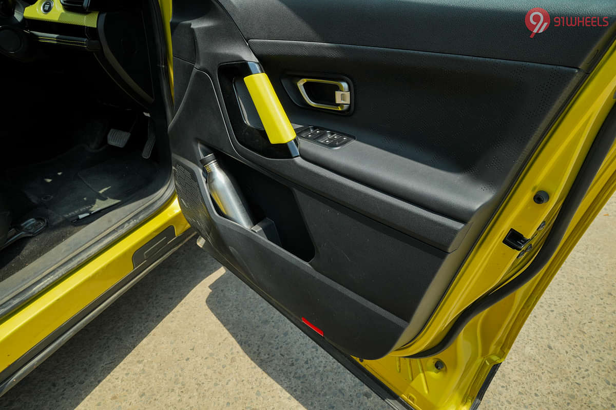 Tata Harrier Driver Side Front Door Pad